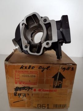 11005-1215 Cilinder KX80 83