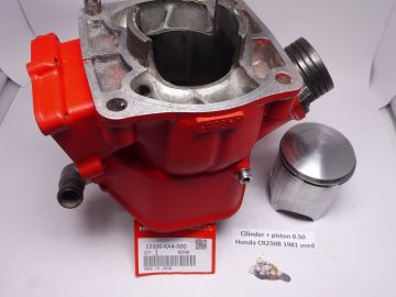 12100-KA4-000 Cilinder compleet met zuiger CR250RB