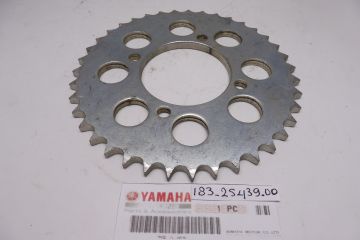 183-25439-10 Sprocket rear 39T (428) Yam.AS1-3 / RD125 and TA125 racing