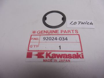 92024-034 Shim gearb.Kaw.S1-2-3 250/3-350/3-400/3 (thick 1.0mm)
