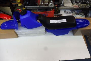 Yamaha PW50 Mini cross Fueltank/Seat/Front and Rearfender incl.side covers compl.new colour bleu